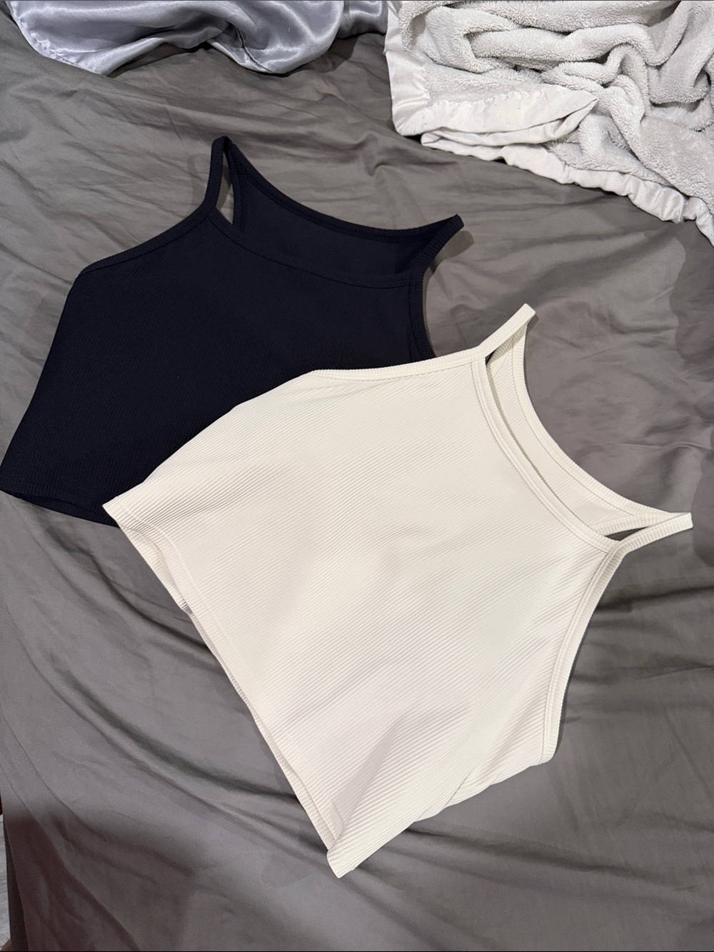 Ribbed High-Neck Crop Tank — Black & Cream (2-Pack)